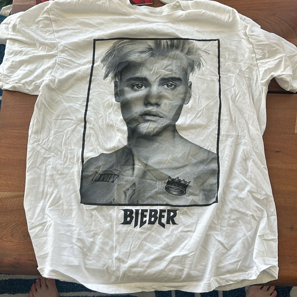Justin bieber shirt